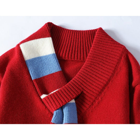 Herren V-Ausschnitt Strickpullover mit integriertem Kontraststreifen-Schal und gerippten Bündchen Shop Nory