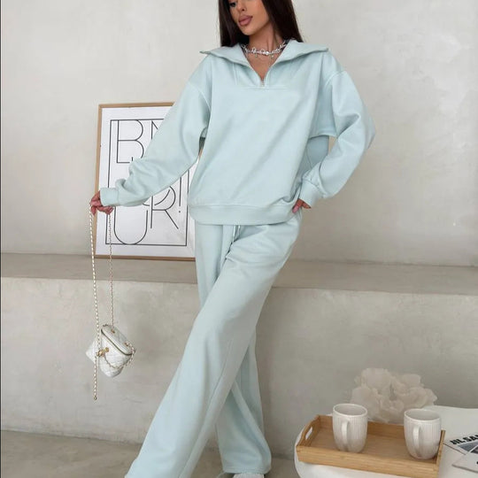 Damen lässiges Sweatset mit halbhohem Reißverschluss Kragen und weitem Jogger Shop Nory
