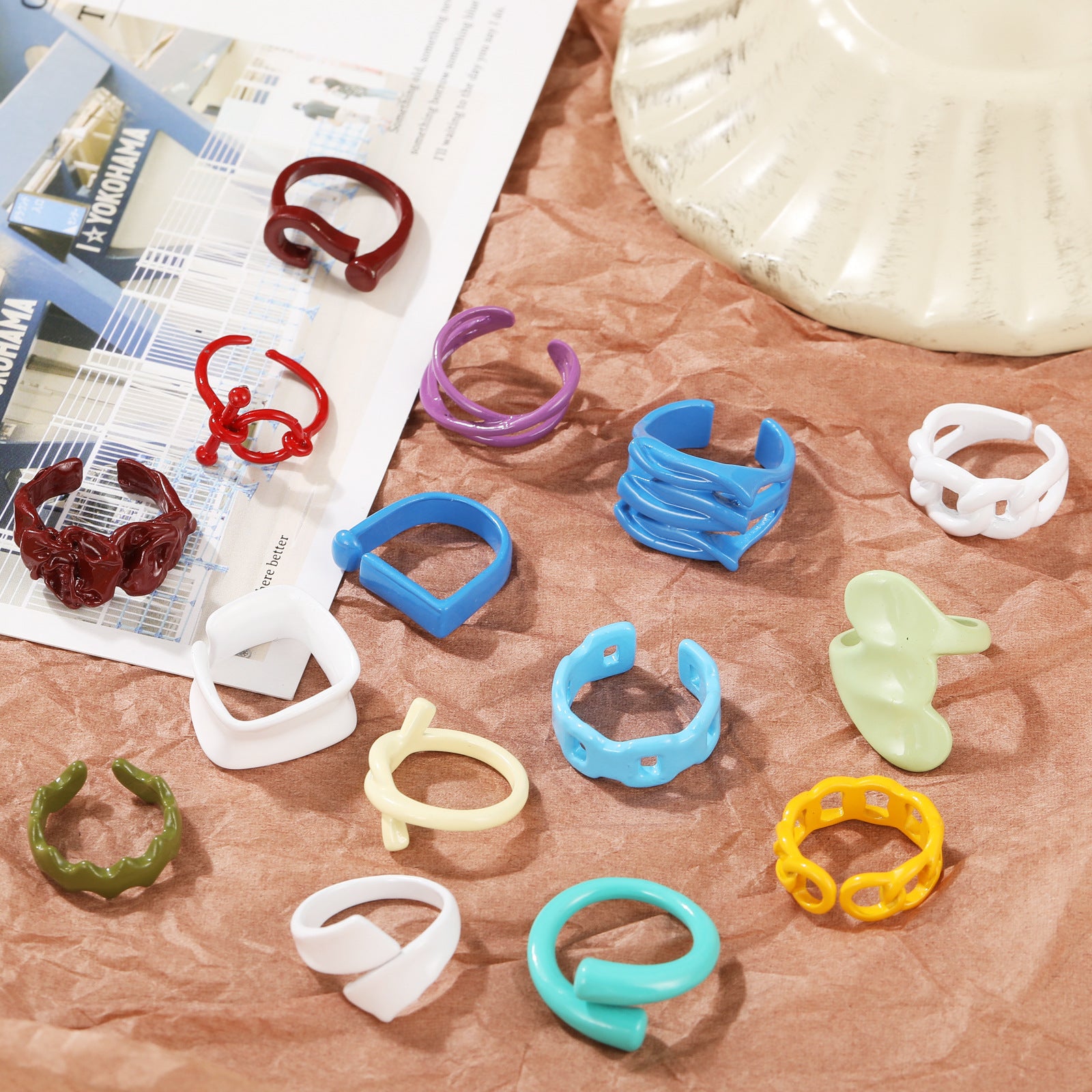 Damen modischer Ring aus hochwertigem Akrylmateriel mit kreativen Prägungen Shop Nory