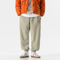 Dunkles Khaki