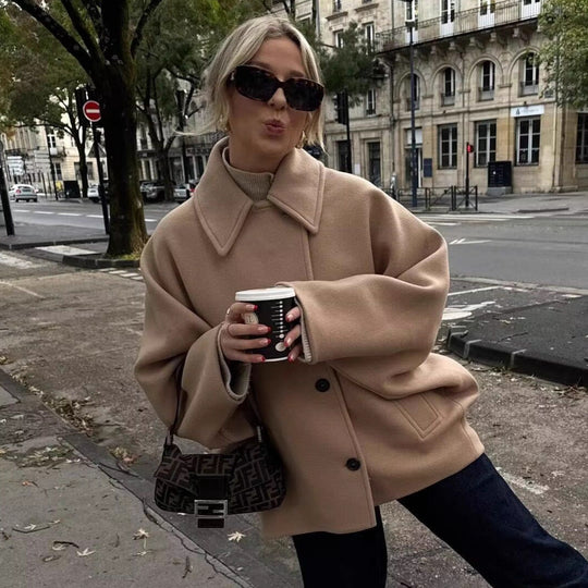 Damen Kurz geschnittener Oversize-Wollmix-Caban mit weitem Revers und kastiger Silhouette Shop Nory