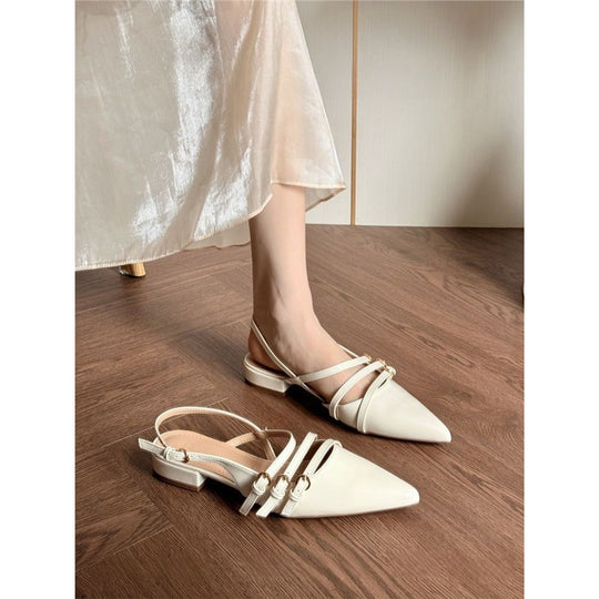 Damen Spitz zulaufende flache Lack-Slingbacks mit dreifacher Zierriemen-Optik und kleinem Blockabsatz Shop Nory