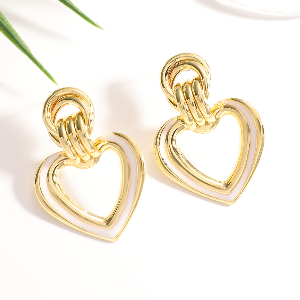 Damen Herzförmige Statement Ohrringe mit elegantem Design Shop Nory