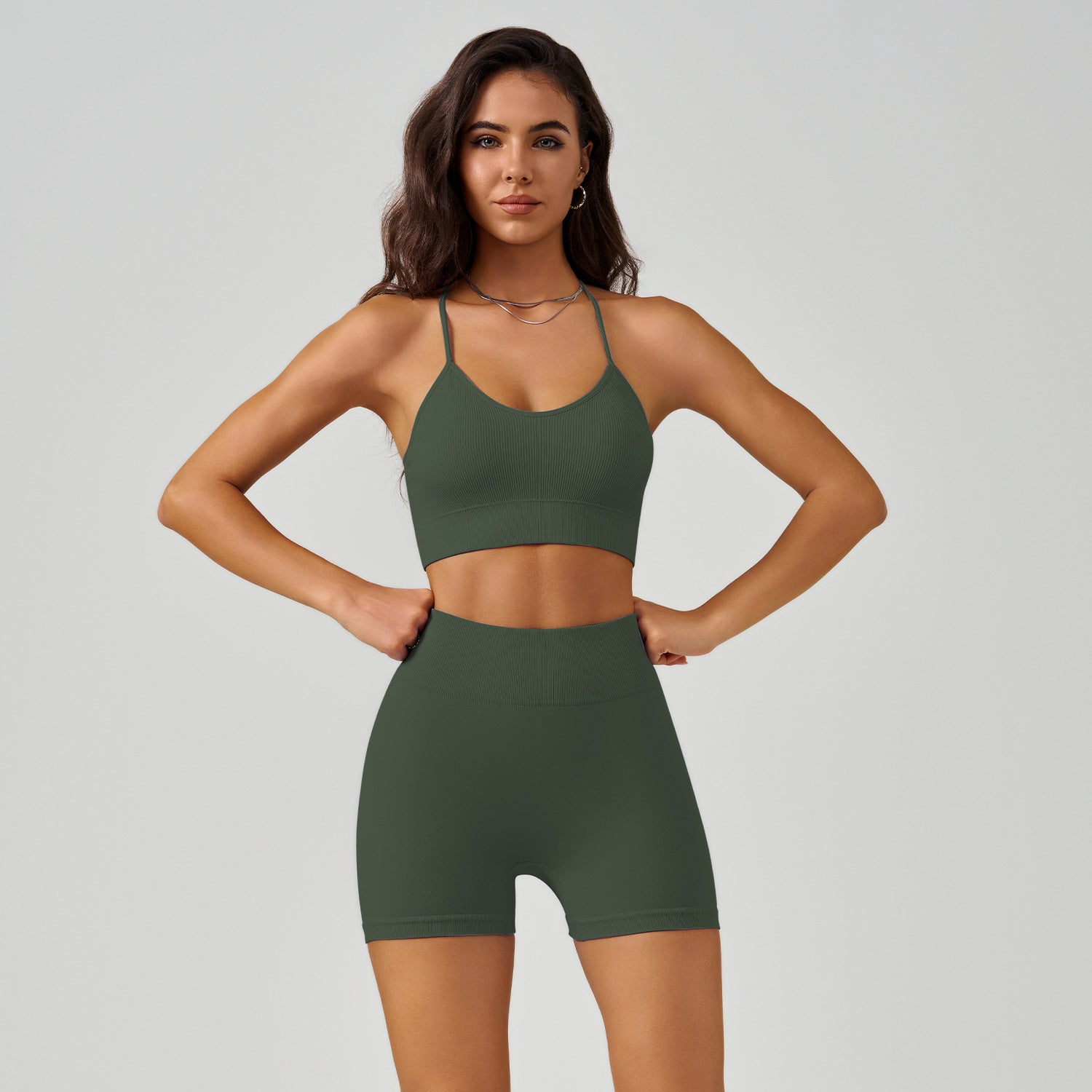 Yoga-Set mit gekreuztem Rücken