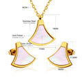Damen Schmuckset mit goldenem, glänzendem Anhänger und funkelnden Zirkonia Shop Nory