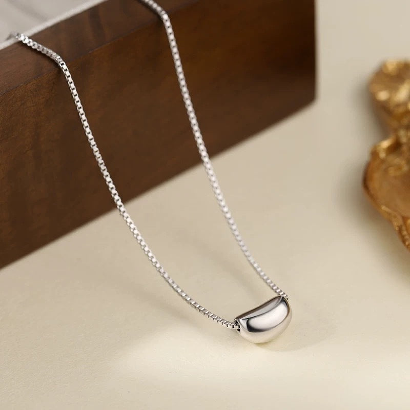 Damen Halskette mit elegantem Tropfenanhänger aus edlem Edelstahl Shop Nory