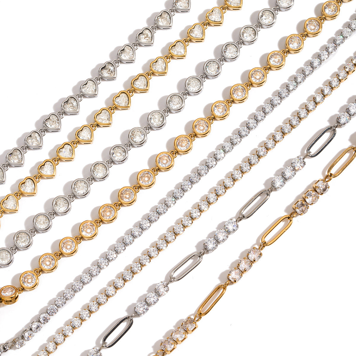 Damen Herzarmband mit funkelnden Zirkonia und hypoallergenen Eigenschaften Shop Nory