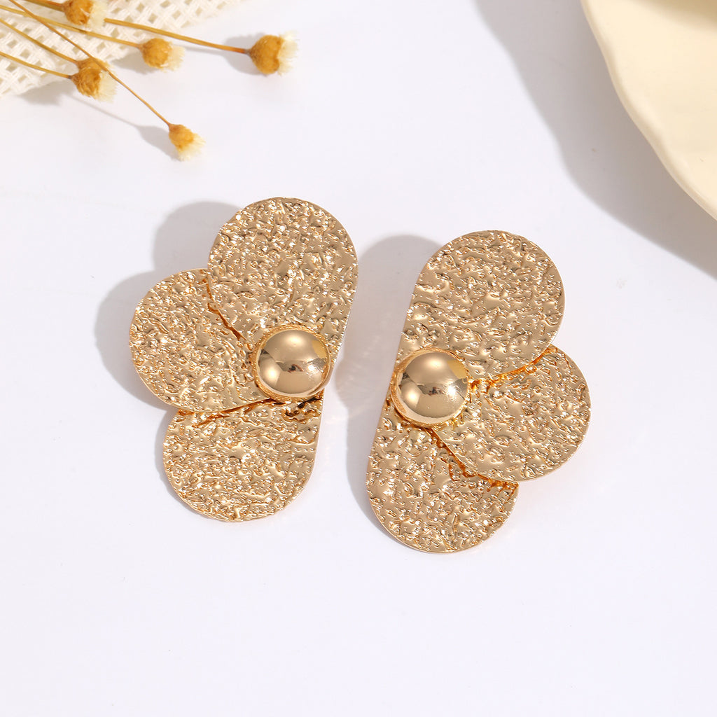 Damen Ohrclips im eleganten, geschwungenen Design Shop Nory