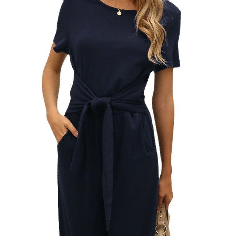 Damen Jumpsuit mit taillierbarem Bindegürtel und praktischen Taschen Shopnory