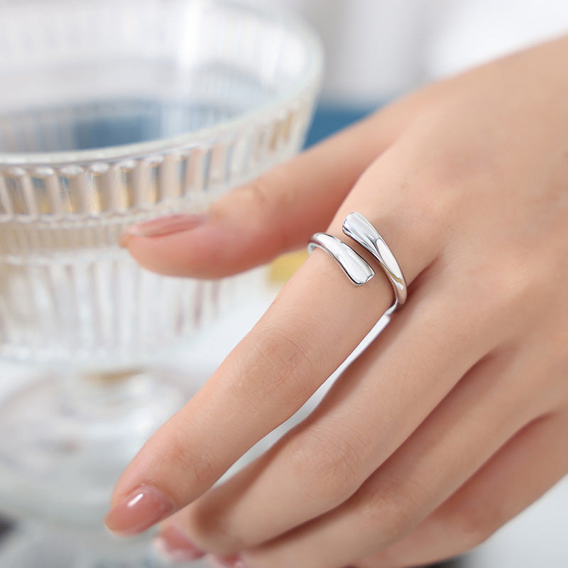 Damen Offener Ring aus hochwertigem Edelstahl mit modernem Wellenmuster Shop Nory