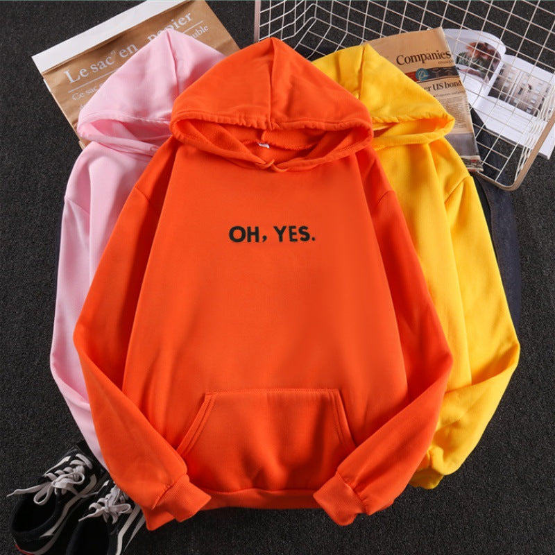 Damen nan Kapuzenpullover mit weichem Innenfutter, Kängurutasche und dezentem Frontprint Shop Nory
