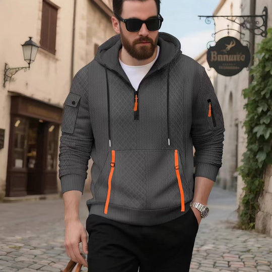 Herren sportlicher Kapuzenpullover mit strukturiertem Design und praktischen Reißverschlusstaschen