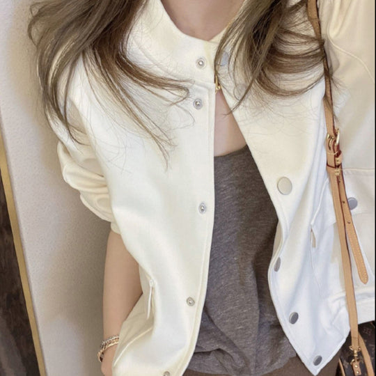 Damen Modische Übergangsjacke mit Druckknopf und lässigem Schnitt Shop Nory