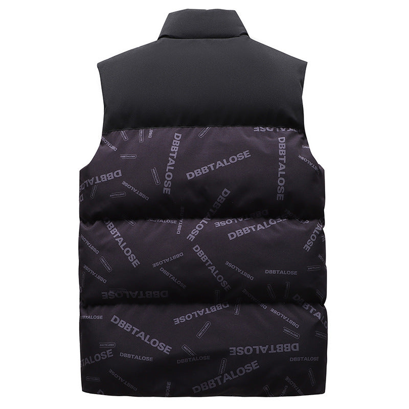 Herren Urban gesteppte Puffer‑Weste mit hohem Kragen, Kontrast-Schulterpartie und Allover‑Logodruck Shop Nory