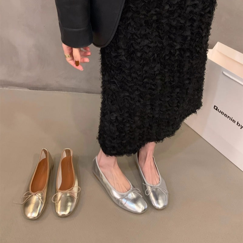 Damen Ballerinas mit funkelnder Metallic-Oberfläche und zartem Schleifendesign
