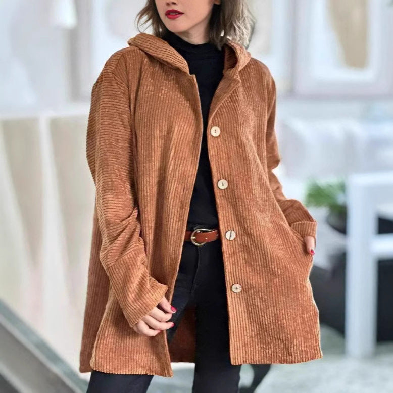 Damen Kapuzenjacke aus Rippstoff mit Holzknöpfen und Freizeit-Schnitt
