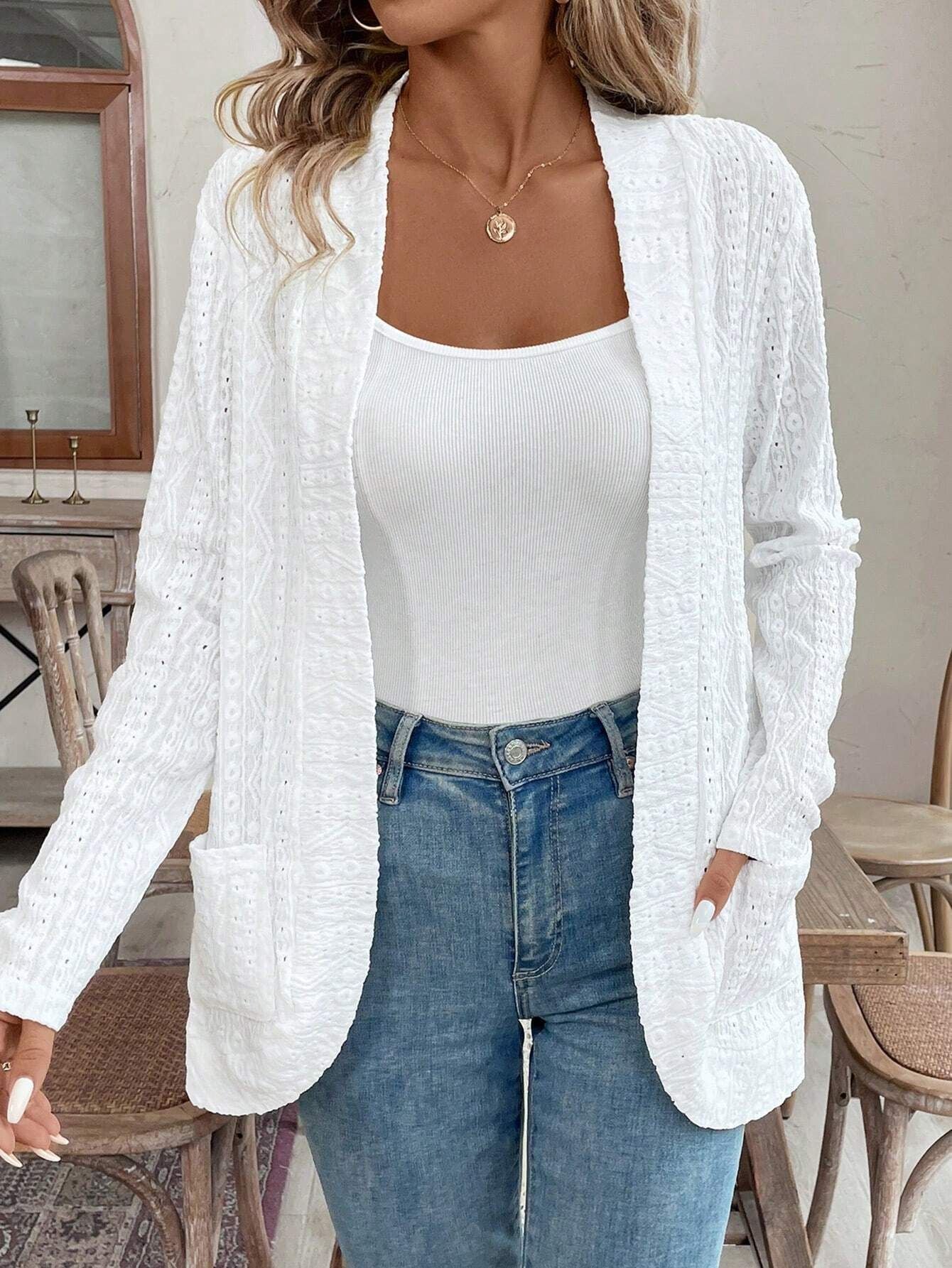 Damen Elegante Strickjacke mit feiner Lochmusterung