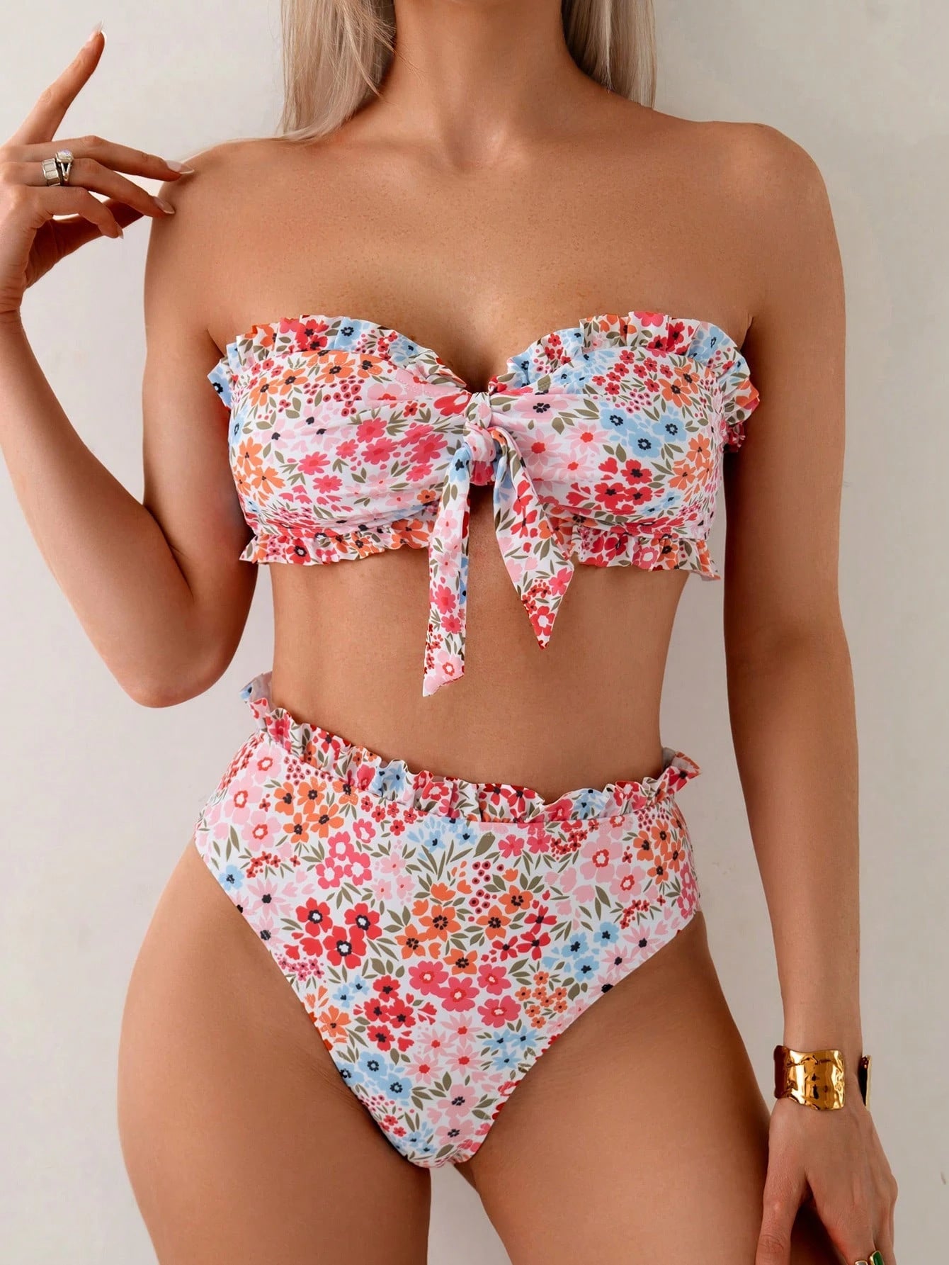 Damen Bandeau-Bikini mit floralem Rüschendesign