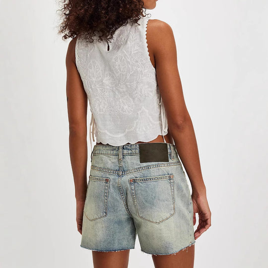 Damen Kurzes besticktes Baumwoll-Top mit Wellensaum und Rundhalsausschnitt Shop Nory