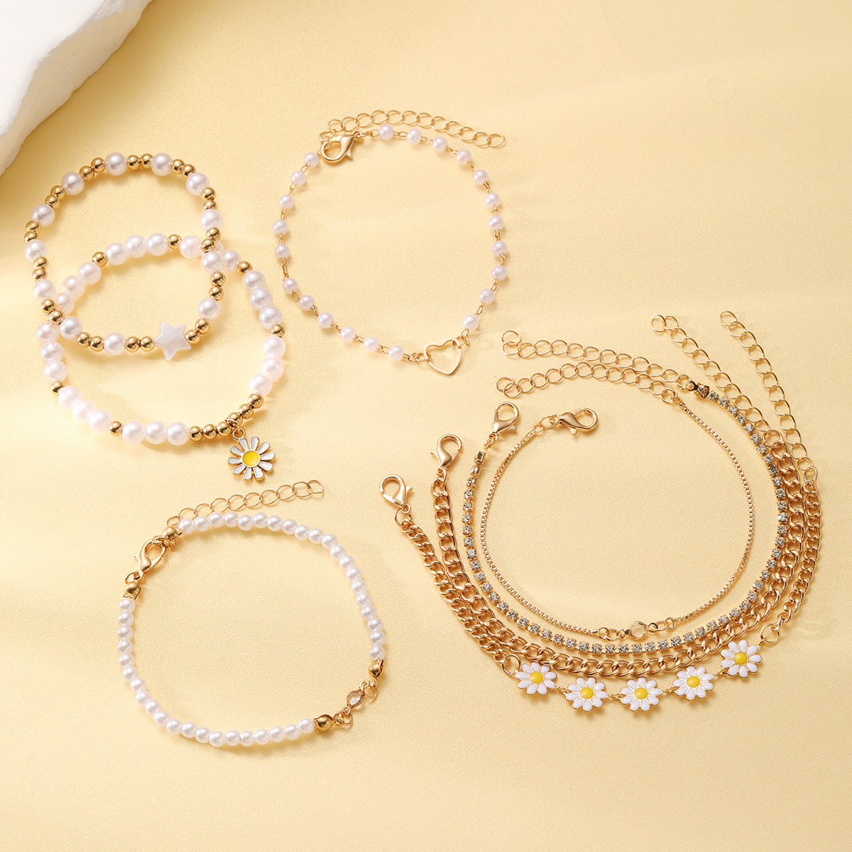 Damen Armband-Set mit verspielten Margeriten-Elementen Shop Nory
