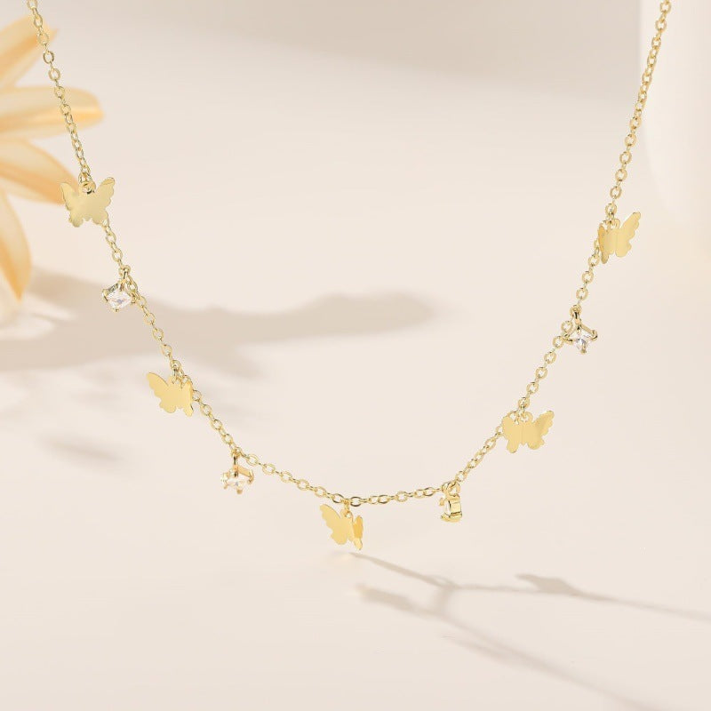 Damen Halskette mit funkelnden Zirkonia-Anhängern und elegantem Kettendesign Shop Nory