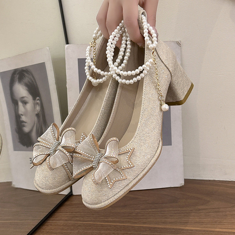 Damen Glitzernde Pumps mit eleganten Schleifen und Perlenverzierung Shopnory