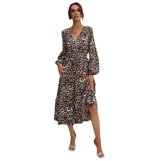 Damen Midikleid im Leo-Print mit V‑Ausschnitt, Knopfleiste, Kordeltaillen und Stufenrock Shop Nory