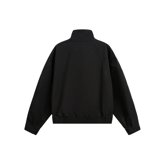 Unisex Kurzblouson im minimalistischen Tech‑Stoff mit Funnelkragen und verdeckter Frontblende Shop Nory