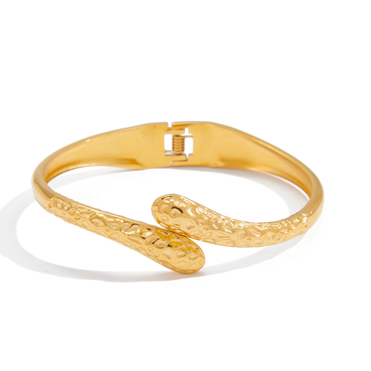 Damen Offenes Armband mit schlangenmuster aus hypoallergenem Edelstahl Shop Nory