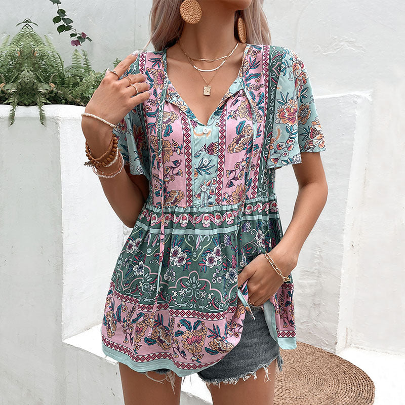 Damen Tunika mit V-Ausschnitt und floralem Patchwork-Design Shopnory