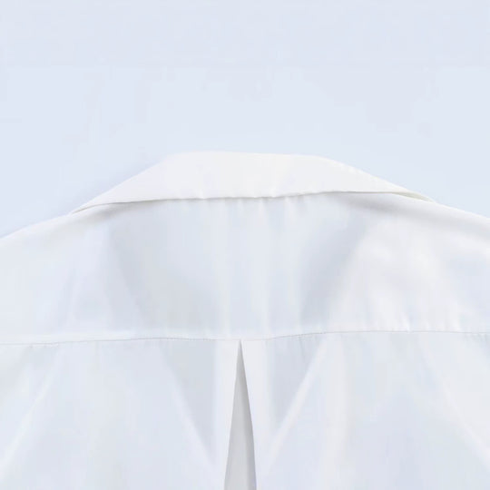 Damen Seidige Oversize-Bluse mit Spitzeneinsatz und Hemdkragen Shop Nory
