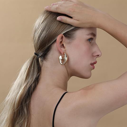Damen modische Ohrhänger mit skulpturalem Design Shop Nory