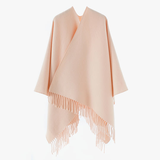 Damen Minimalistischer Wickel‑Capeponcho aus Wollmix mit V‑Ausschnitt und zartem Fransensaum Shop Nory