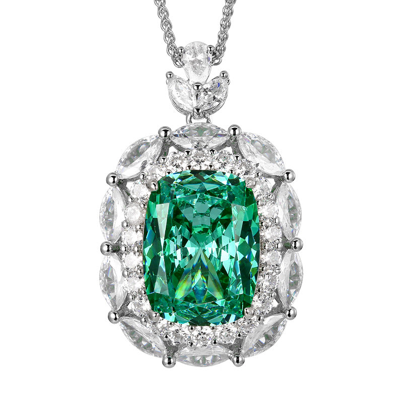 Kissen-Schliff Zentrastein Halo Anhänger Necklace mit Marquise- und Rundschliff CZ Akzenten in rhodiniertem Sterlingsilber