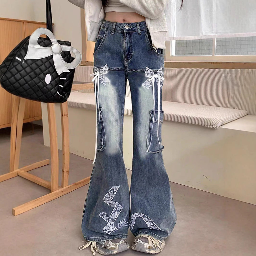 Damen weite ausgestellte Jeanshose im Cargostil mit Zierbändern, Spitzenapplikationen und Mehrfachtaschen Shop Nory