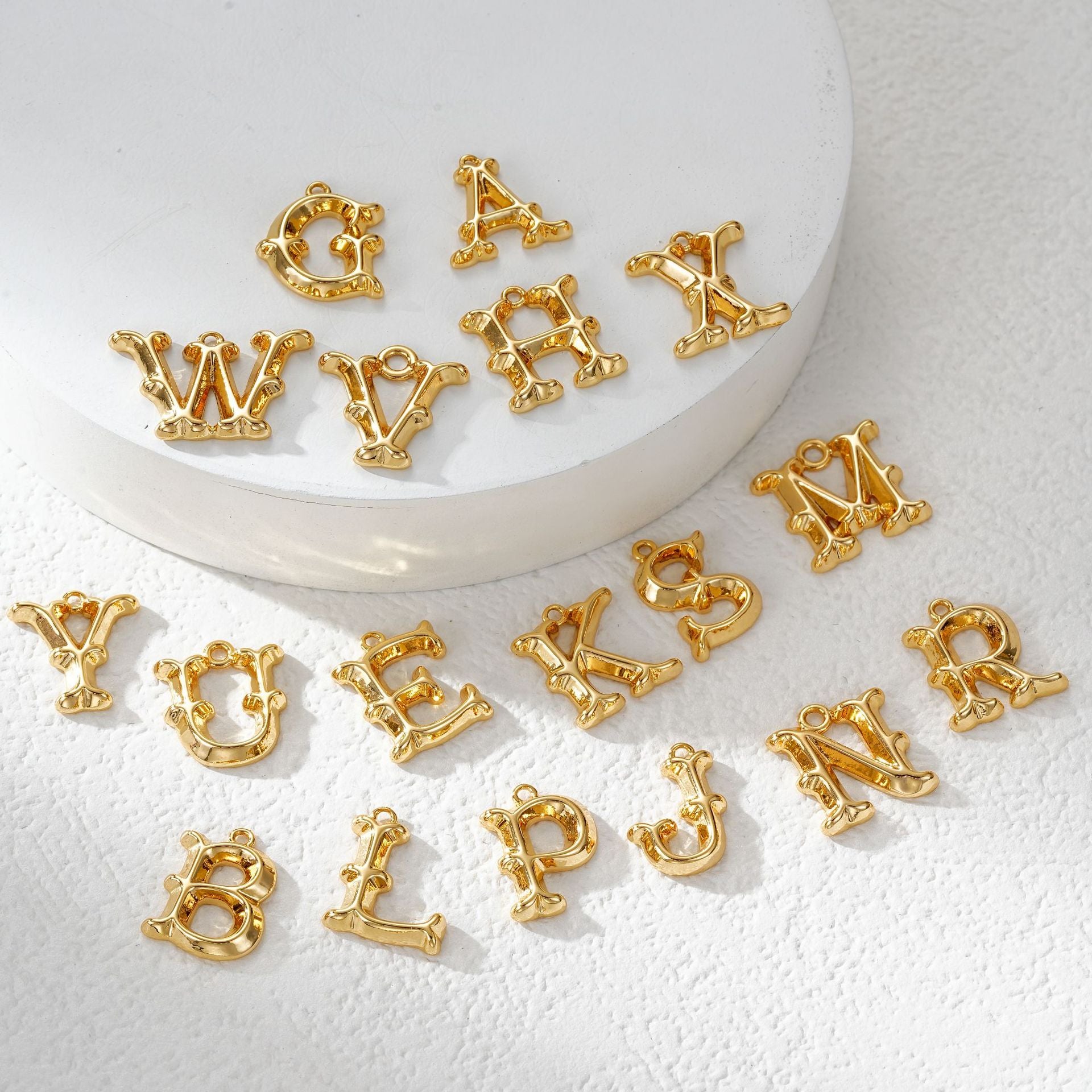 Unisex Buchstaben Charms Shop Nory