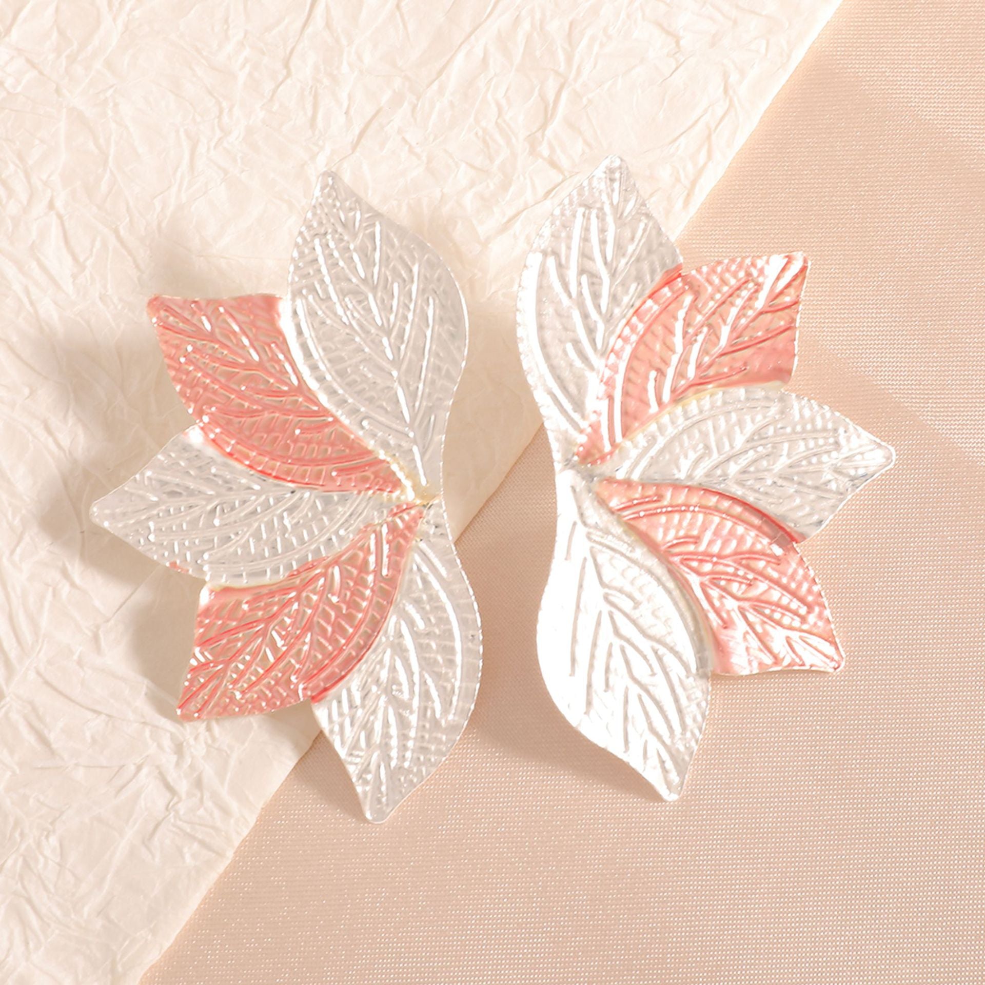 Damen Haarschmuck mit kunstvollem Blätterdesign Shop Nory