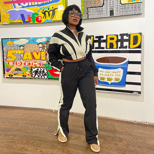 Damen nan kurz geschnittene sportliche Cropped-Bomberjacke mit durchgehendem Reißverschluss und tailliertem Kordelzug Shop Nory