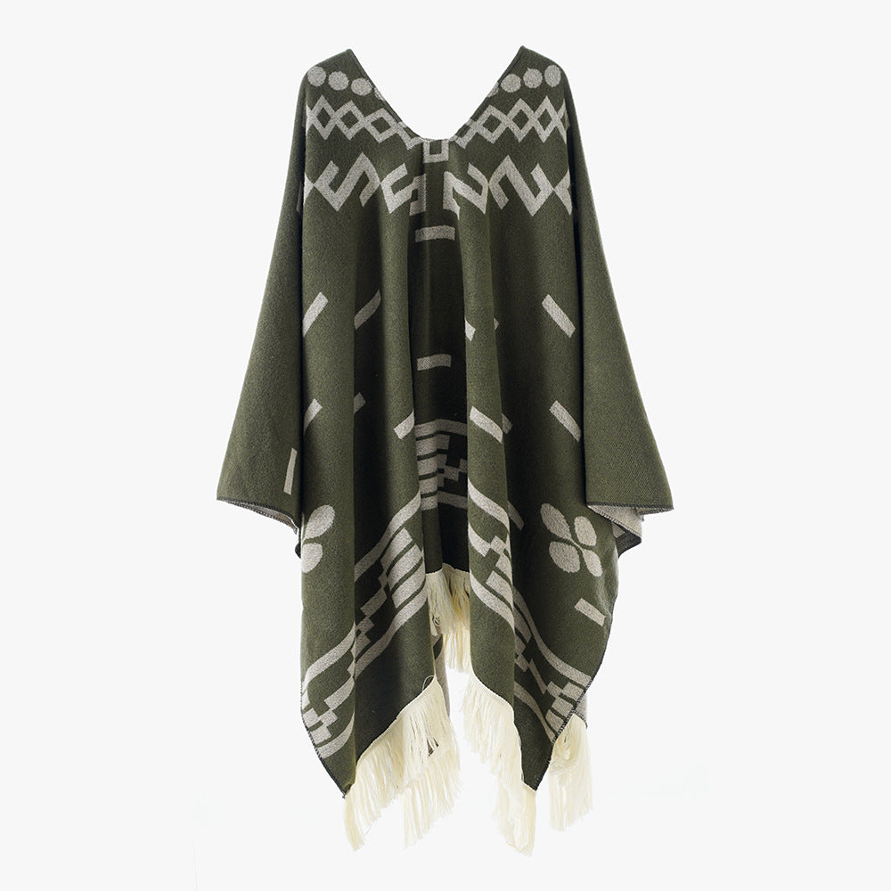 Damen Oversize Poncho im Boho‑Stil mit V‑Ausschnitt, Jacquard‑Muster und langen Fransen Shop Nory