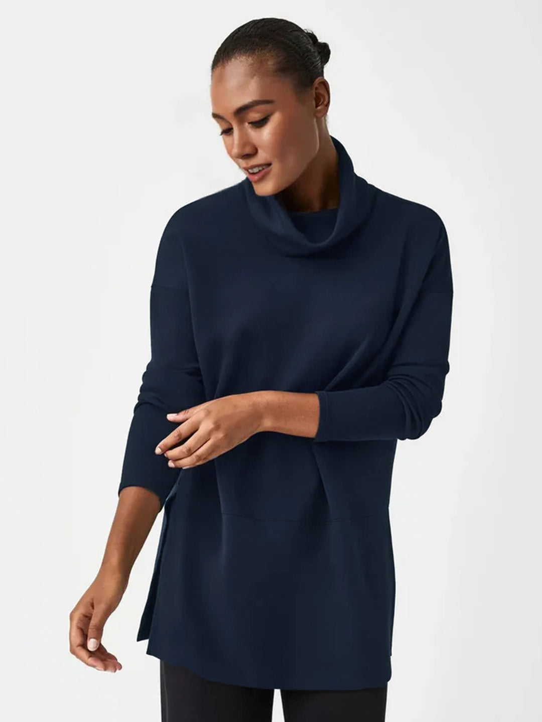 Damen Cozy Funnel Neck Tunika Pullover mit Übergrößen-Schnitt und seitlichen Schlitzen Shop Nory