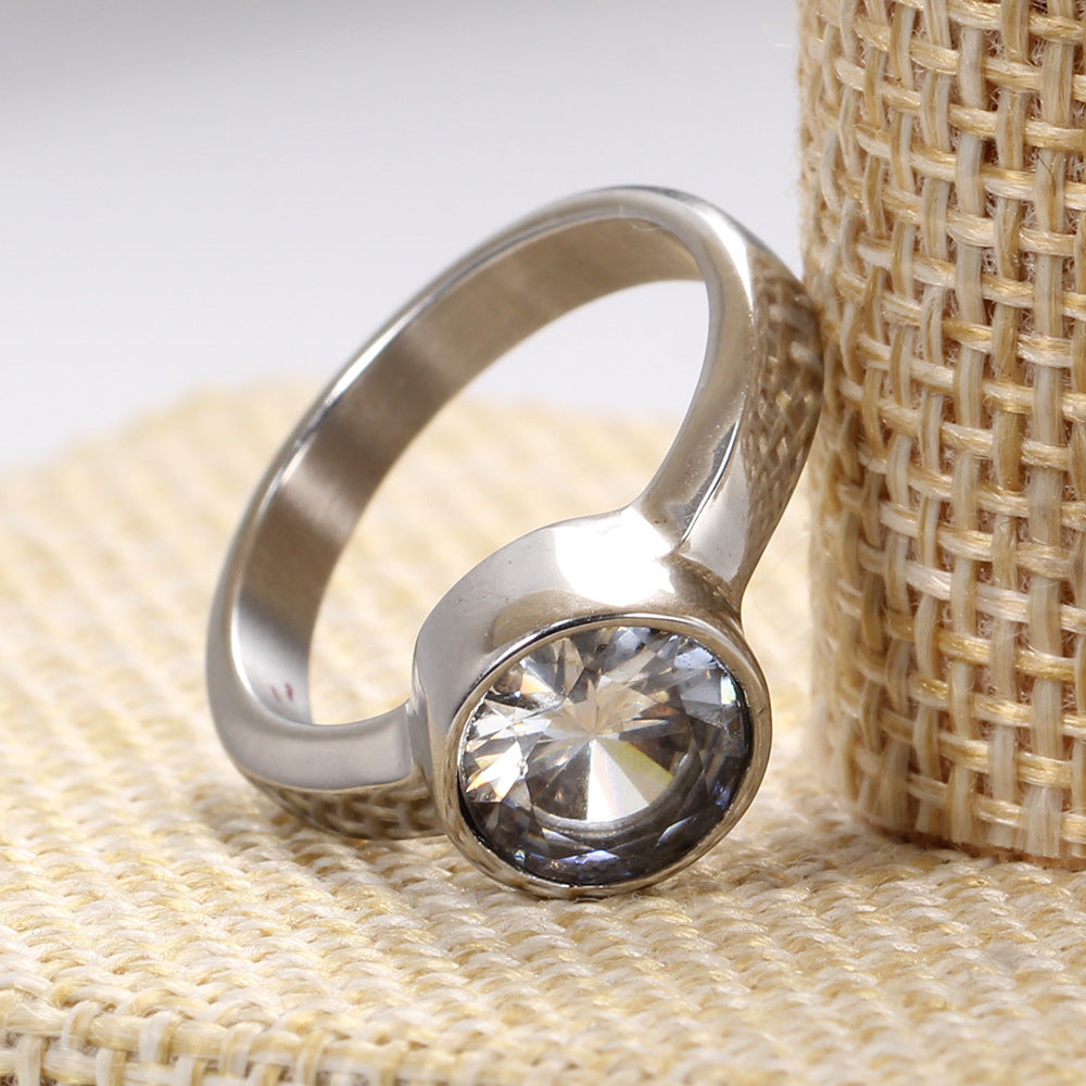 Damen Ring mit hochwertigem Zirkonia-Einsatz und modernem Design Shop Nory