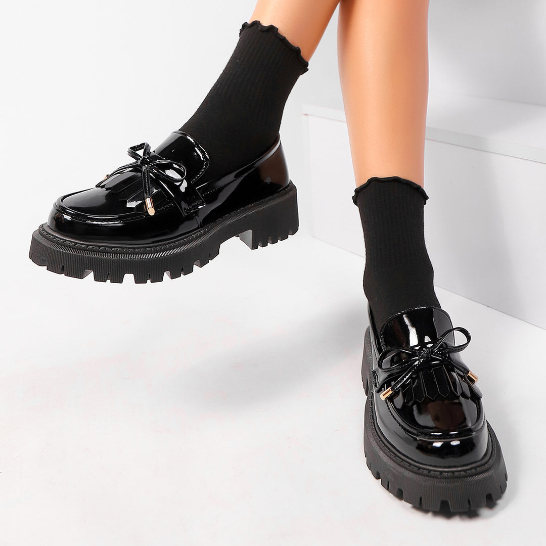 Damen Loafer in Lacklederoptik mit massiver Profilsohle und Zierschleife Shop Nory