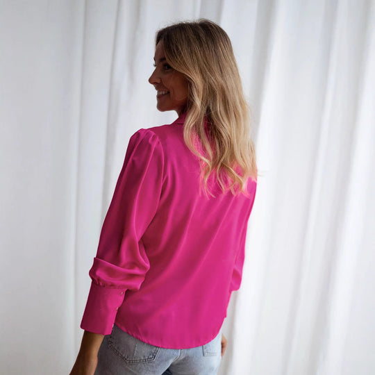 Damen Elegantes Satinhemd mit tiefem V-Ausschnitt und langen Ärmeln Shopnory