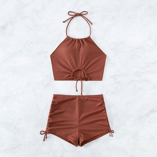 Damen Bikiniset mit gerafftem Crop-Top und freizügigen Shorts