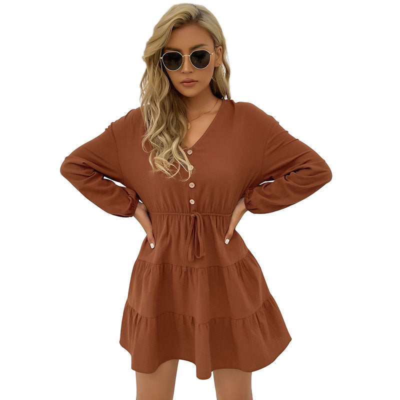Damen Gestuftes Viskose-Minikleid mit Taillenschnur und Knopfdetail Shop Nory