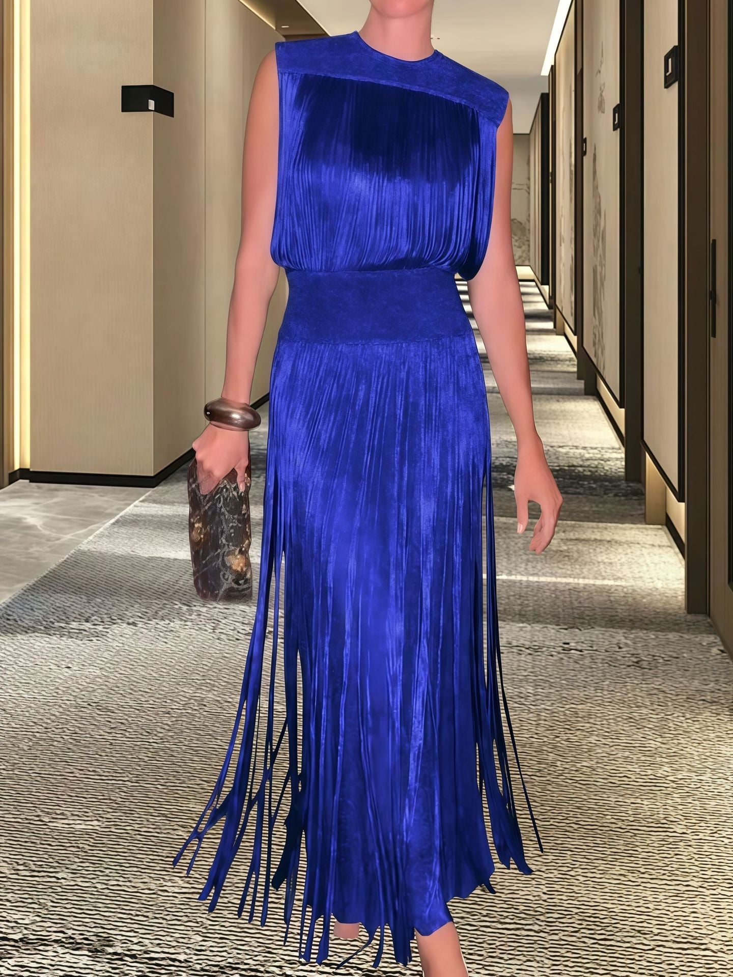 Damen Elegantes Abendkleid mit schwingendem Saum