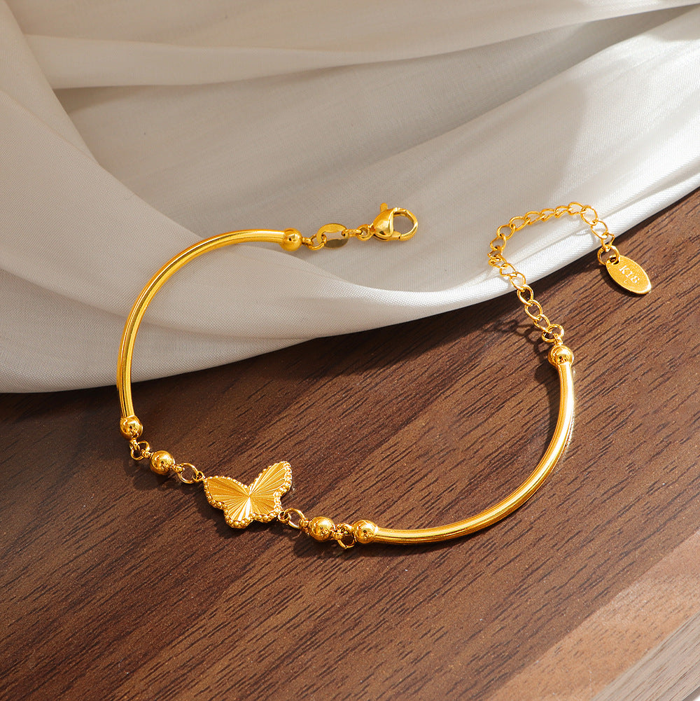 Damen Armband mit filigranem Schmetterlingsdesign und hochwertigen Details Shop Nory