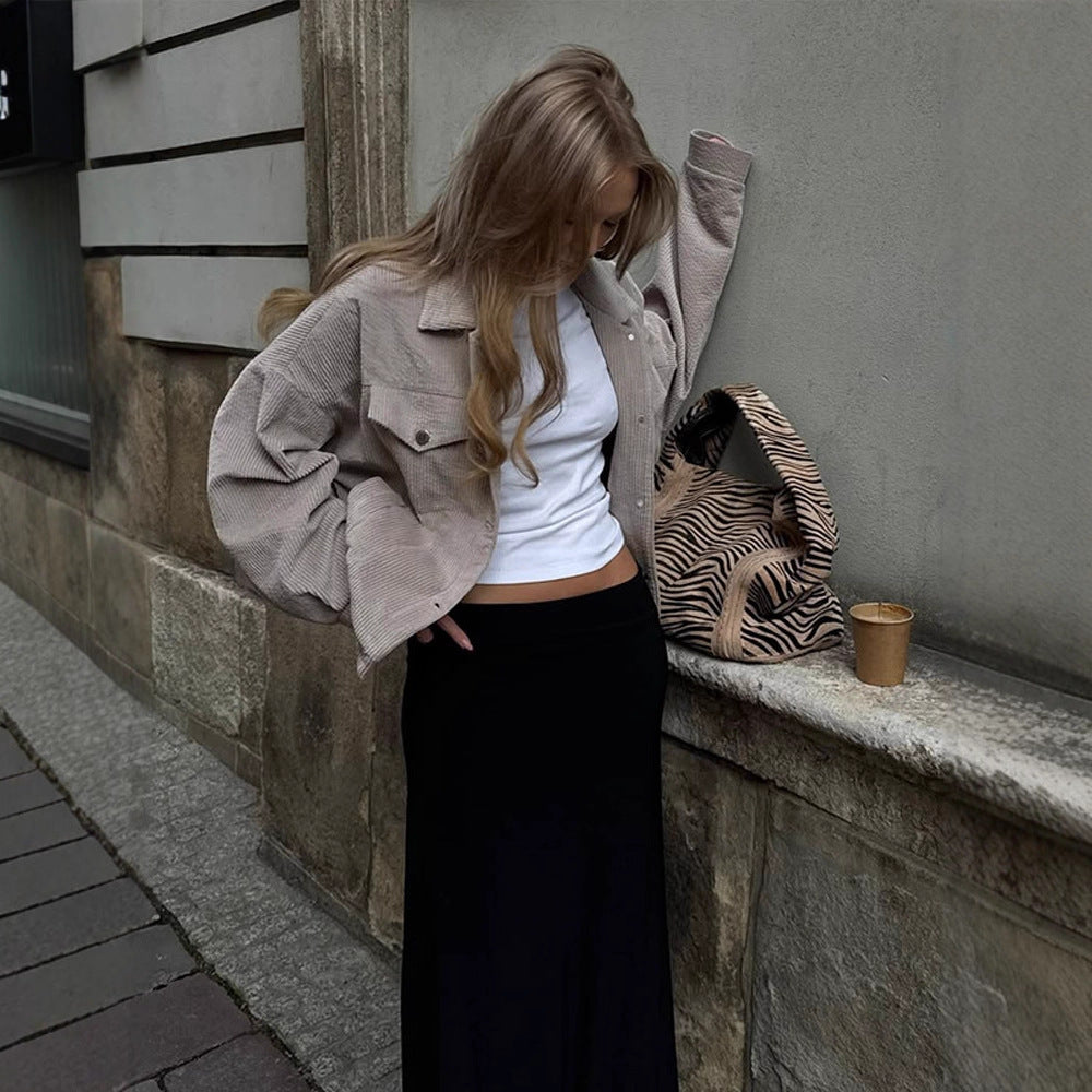 Damen Oversized Cordjacke mit praktischen Taschen und dezentem Streifenmuster