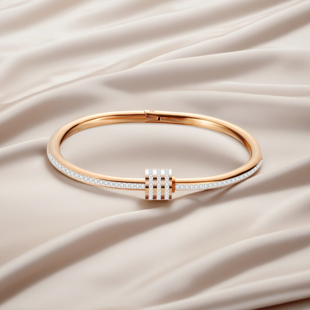 Damen Armreif mit funkelndem Zirkon-Besatz und elegantem Design Shop Nory