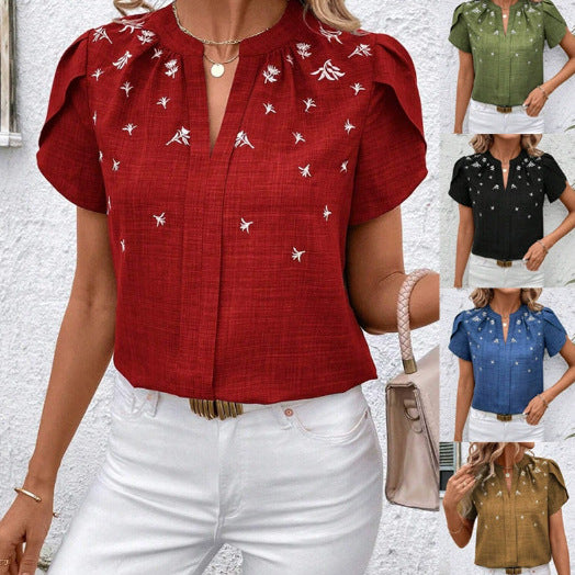 Damen Kurzbluse aus Leinenoptik mit Stehkragen, Zierfalte und floraler Stickerei Shop Nory